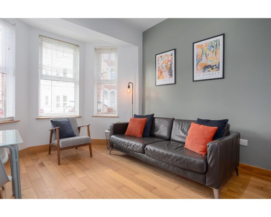 Central Belfast Apartments Eden Екстер'єр фото